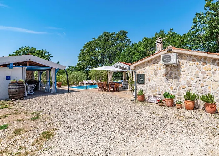 Gorgeous In With Kitchen Tatil Evi *