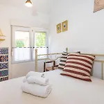 Gorgeous In With Kitchen Casa de Férias