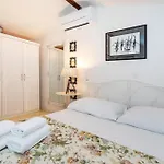 Casa de Férias Gorgeous In With Kitchen *