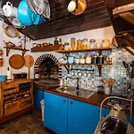 Gorgeous In With Kitchen