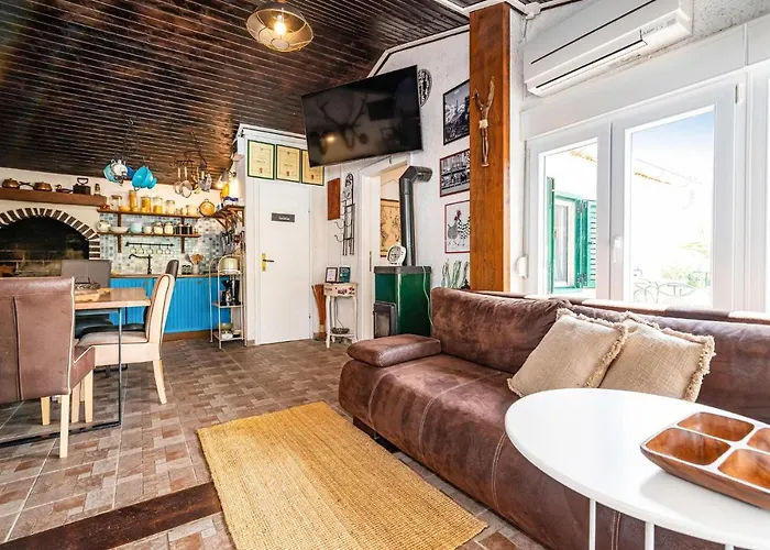 Gorgeous In With Kitchen *